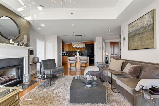2881 Peachtree Road NE 1102, Atlanta, GA 30305