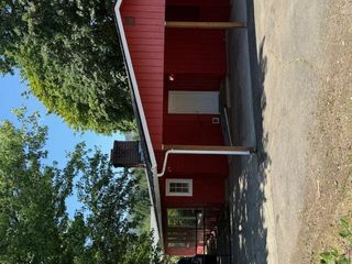 236 S Caves Avenue, Cave Junction, OR 97523