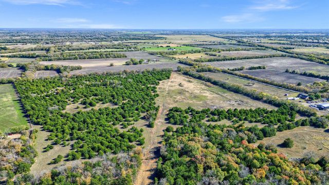 42 AC County Road 4620, Trenton, TX 75490
