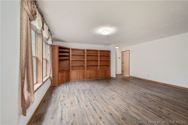 831 Greenrow Drive, Lanesville, IN 47136