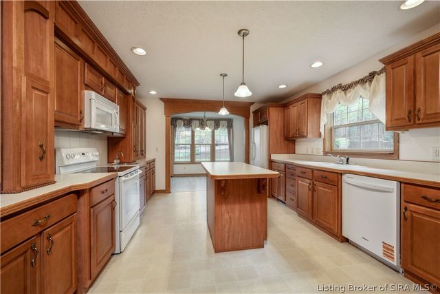 831 Greenrow Drive, Lanesville, IN 47136