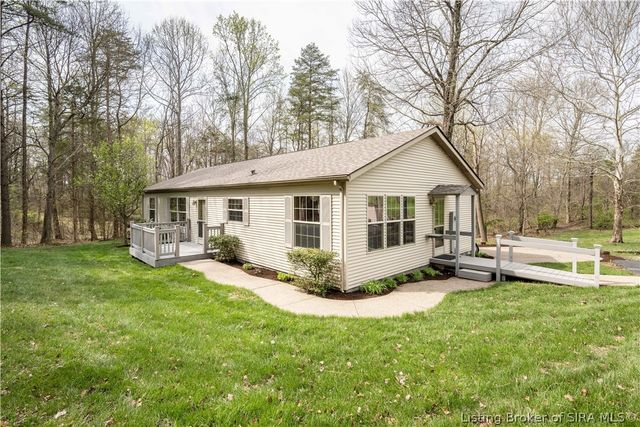 831 Greenrow Drive, Lanesville, IN 47136