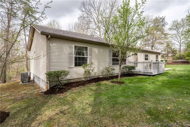 831 Greenrow Drive, Lanesville, IN 47136