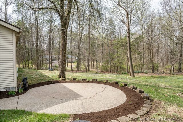 831 Greenrow Drive, Lanesville, IN 47136