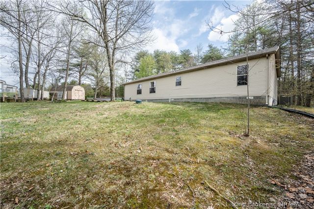 831 Greenrow Drive, Lanesville, IN 47136