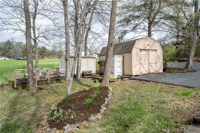 831 Greenrow Drive, Lanesville, IN 47136