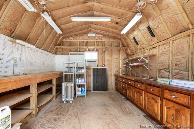 831 Greenrow Drive, Lanesville, IN 47136