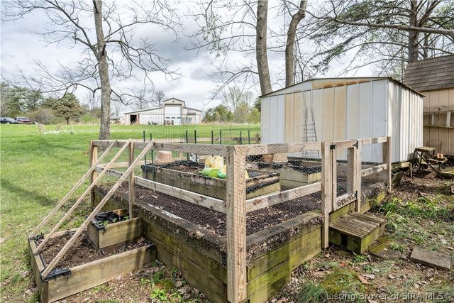 831 Greenrow Drive, Lanesville, IN 47136