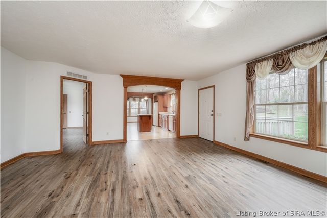 831 Greenrow Drive, Lanesville, IN 47136