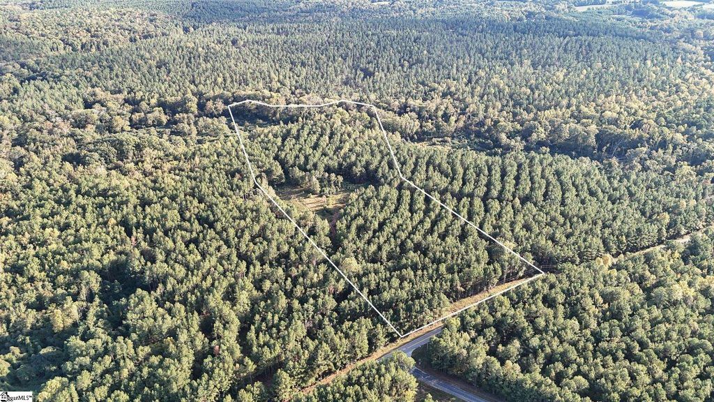 02 Jefferson Davis Road, Mountville, SC 29370