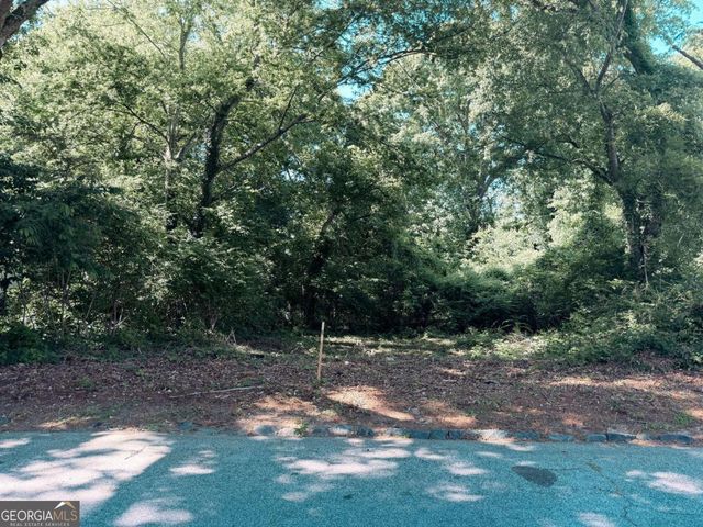 2369 N Circle Drive NW, Atlanta, GA 30318