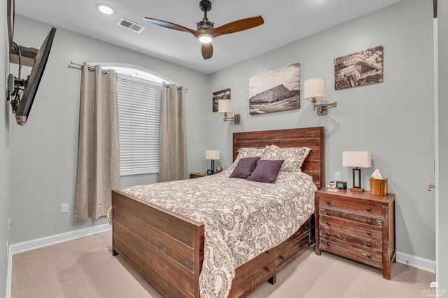 2211 College Avenue Unit 102, Manhattan, KS 66502