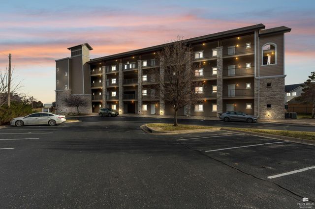 2211 College Avenue Unit 102, Manhattan, KS 66502