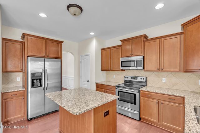 501 Shad Boat Court, Jacksonville, NC 28546