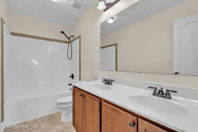 501 Shad Boat Court, Jacksonville, NC 28546