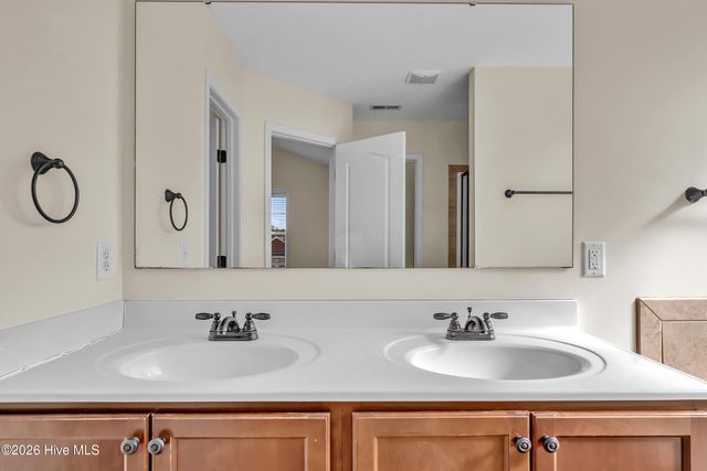 501 Shad Boat Court, Jacksonville, NC 28546