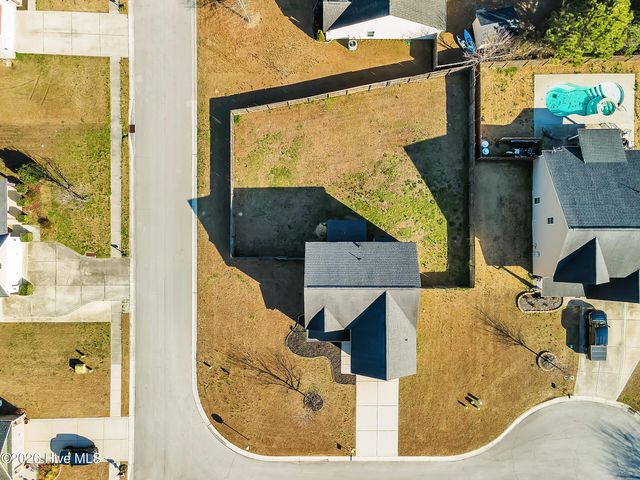 501 Shad Boat Court, Jacksonville, NC 28546