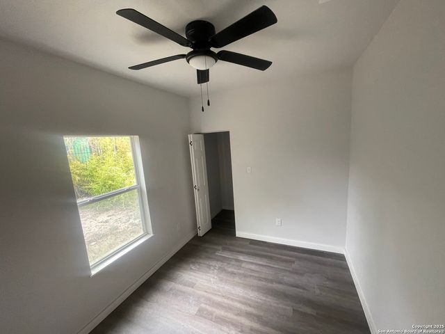 452 Gulf, San Antonio, TX 78202