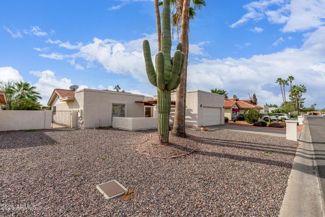 10505 E SILVERTREE Drive, Sun Lakes, AZ 85248