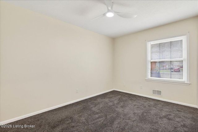 4017 Carbine Ln, Louisville, KY 40229