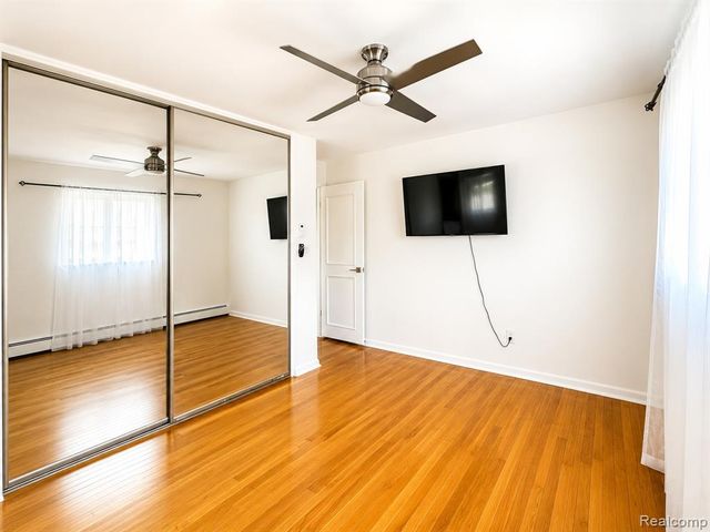 475 S Adams Road 10, Birmingham, MI 48009