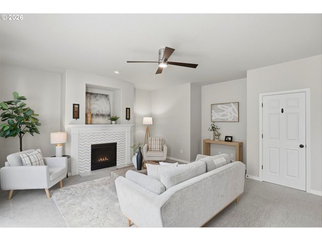 134 N ARGYLE Ct, Newberg, OR 97132