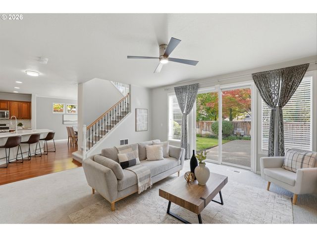 134 N ARGYLE Ct, Newberg, OR 97132