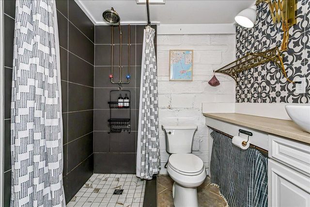 1920 W Gregory Street, Pensacola, FL 32502