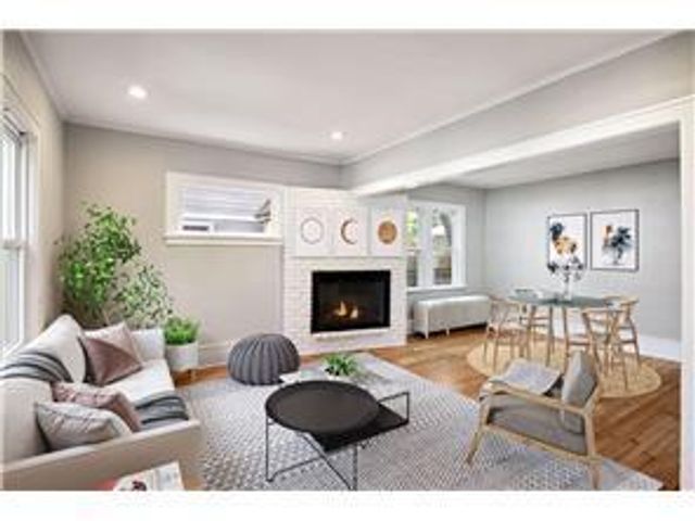 2008-2010 Saint Clair Avenue, Saint Paul, MN 55105