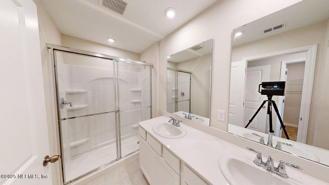 1039 EGRET BRANCH Way, Jacksonville, FL 32218