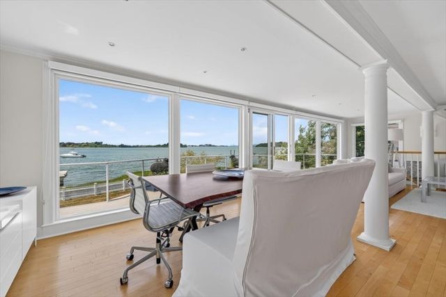 9 Beach Road, Hingham, MA 02043