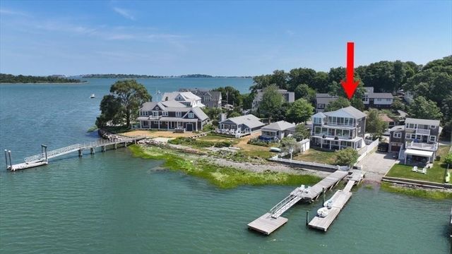 9 Beach Road, Hingham, MA 02043