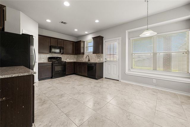 5710 Micah Lane, Rosenberg, TX 77471