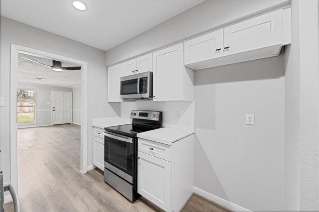 2679 Gessner Road 304, Houston, TX 77080