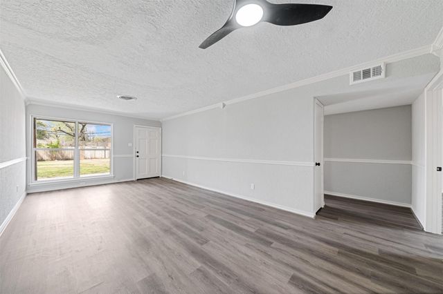 2679 Gessner Road 304, Houston, TX 77080