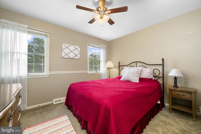 448 MEDIA RD, Oxford, PA 19363