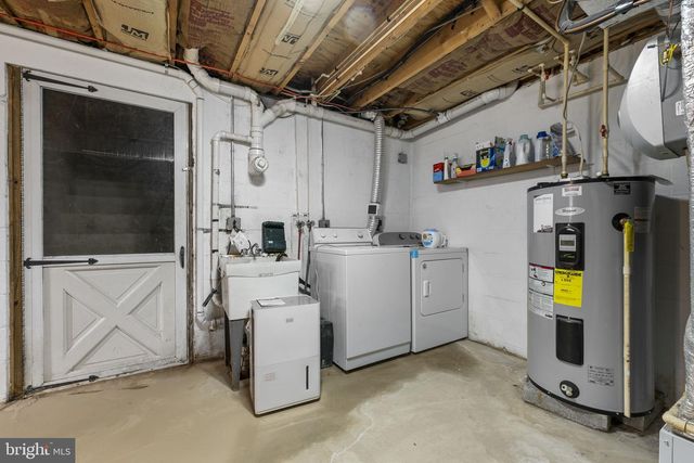 448 MEDIA RD, Oxford, PA 19363