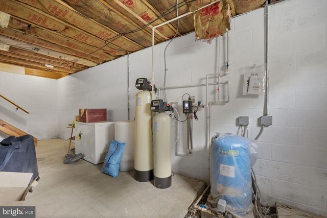 448 MEDIA RD, Oxford, PA 19363