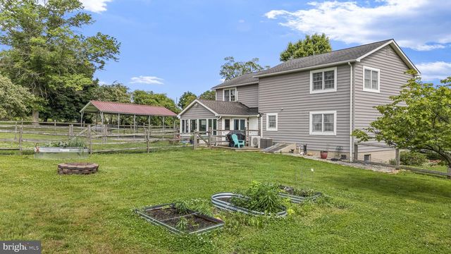 448 MEDIA RD, Oxford, PA 19363