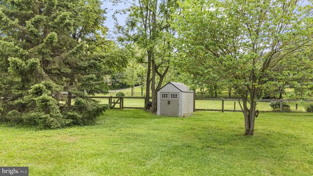 448 MEDIA RD, Oxford, PA 19363