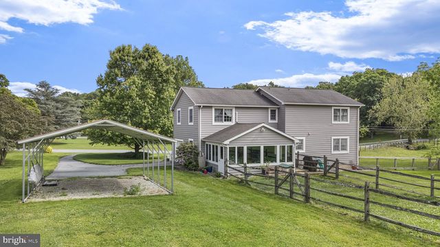 448 MEDIA RD, Oxford, PA 19363