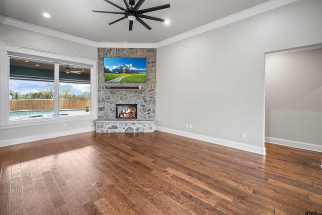 21562 Castle Rock Cir, Bullard, TX 75757