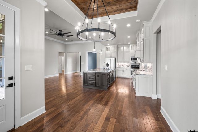 21562 Castle Rock Cir, Bullard, TX 75757