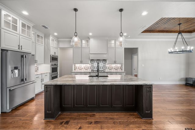 21562 Castle Rock Cir, Bullard, TX 75757