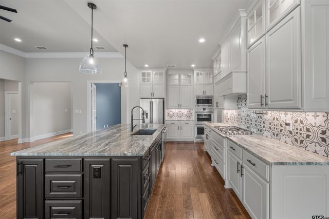 21562 Castle Rock Cir, Bullard, TX 75757