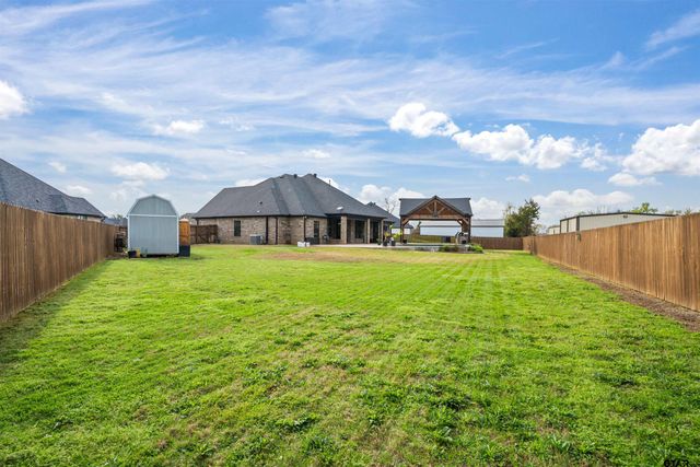 21562 Castle Rock Cir, Bullard, TX 75757