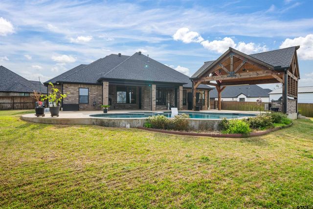 21562 Castle Rock Cir, Bullard, TX 75757