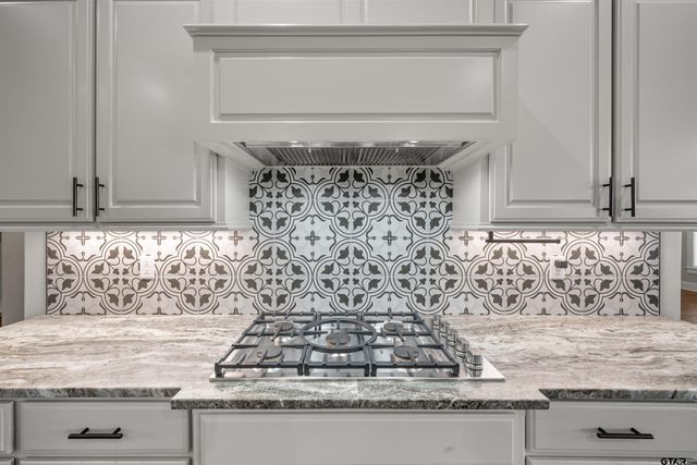 21562 Castle Rock Cir, Bullard, TX 75757