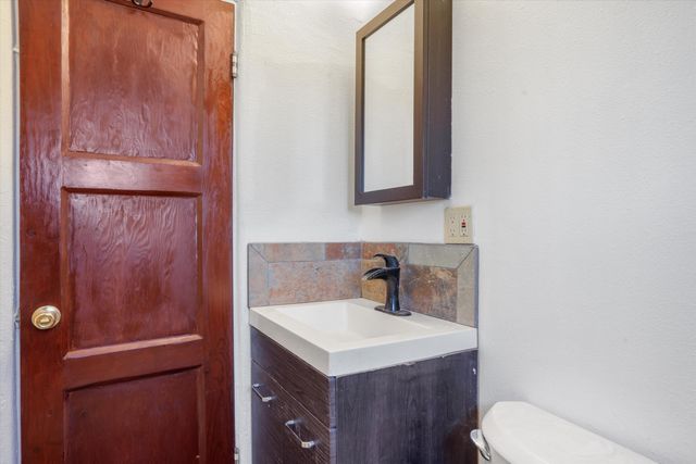 9621 Central Avenue NW C, Albuquerque, NM 87121