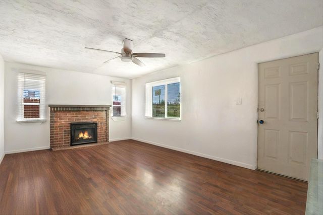 9621 Central Avenue NW C, Albuquerque, NM 87121